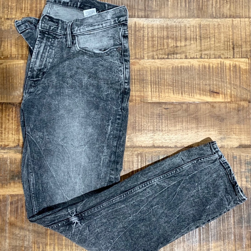 Old Navy Slim fit men’s denim jeans